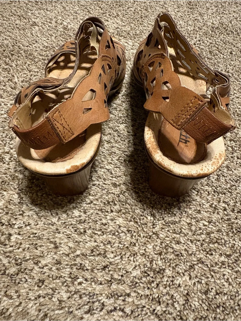 Sandals - Picture 2 of 8